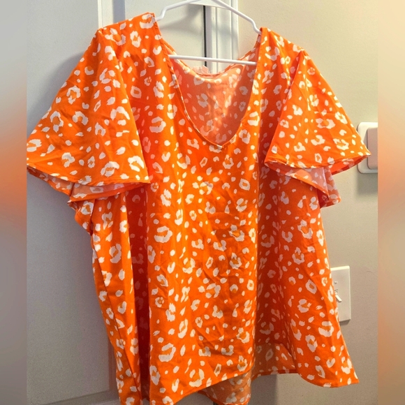 Boutique Tops - Orange Leopard Print Women's Top